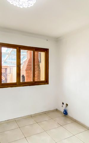 Casa para alugar com 85m², 2 quartos e 2 vagas