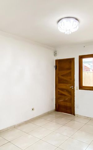 Casa para alugar com 85m², 2 quartos e 2 vagas