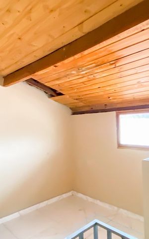 Casa para alugar com 85m², 2 quartos e 2 vagas