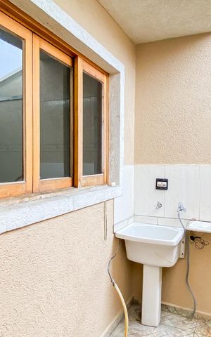 Casa para alugar com 85m², 2 quartos e 2 vagas
