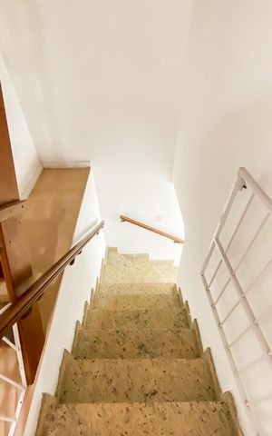 Casa para alugar com 85m², 2 quartos e 2 vagas