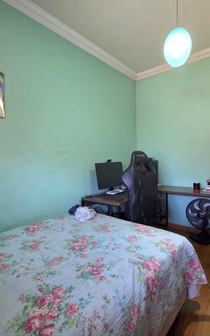 Casa à venda com 150m², 4 quartos e 6 vagas Casa à venda com 150m², 4 quartos e 6 vagasQuarto 4