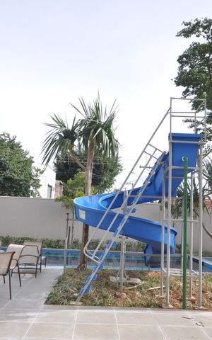 Apartamento à venda com 37m², 2 quartos e sem vagaÁrea comum - Piscina