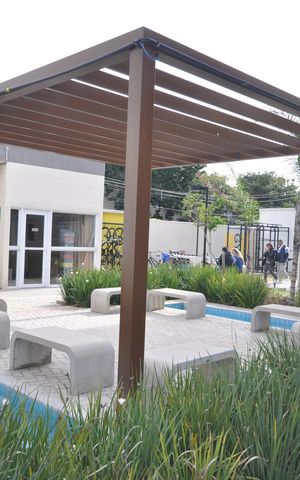 Apartamento à venda com 37m², 2 quartos e sem vagaÁrea comum - Piscina