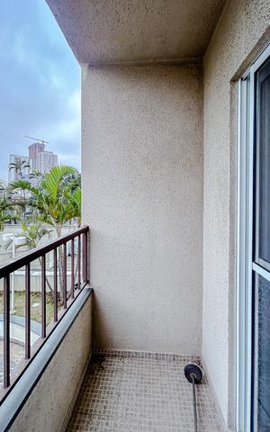 Apartamento para alugar com 50m², 2 quartos e 1 vagaVaranda