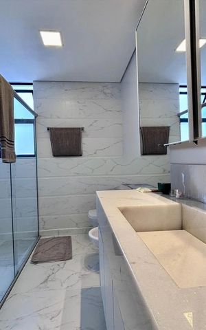Apartamento à venda com 156m², 4 quartos e 4 vagasBanheiro da suíte 2