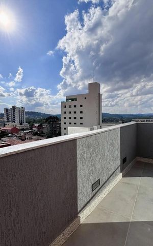 Apartamento à venda com 156m², 4 quartos e 4 vagasVaranda da sala