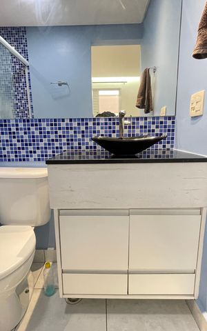 Apartamento à venda com 66m², 2 quartos e 1 vaga Apartamento à venda com 66m², 2 quartos e 1 vagaBanheiro do Quarto 1
