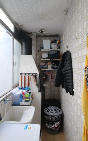 Apartamento à venda com 60m², 2 quartos e 1 vagaÁrea de Serviço