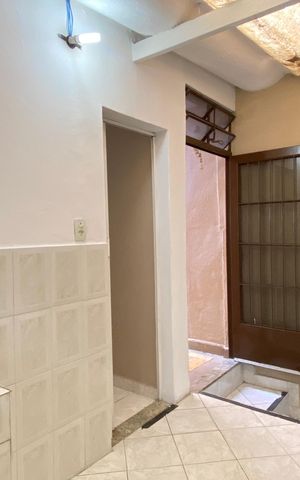 Casa à venda com 116m², 2 quartos e 2 vagas Casa à venda com 116m², 2 quartos e 2 vagasÁrea de Serviço