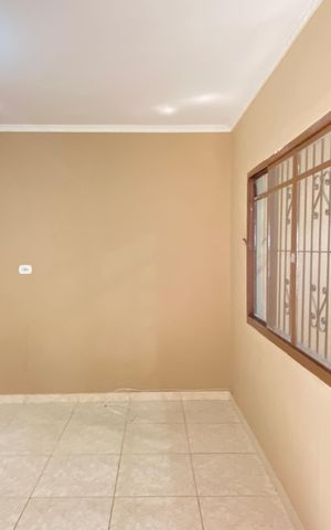 Casa à venda com 116m², 2 quartos e 2 vagas Casa à venda com 116m², 2 quartos e 2 vagasSala