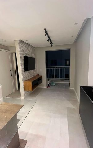 Apartamento à venda com 40m², 2 quartos e 1 vaga Apartamento à venda com 40m², 2 quartos e 1 vagaSala