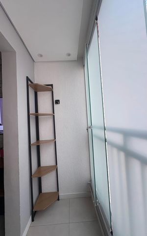 Apartamento à venda com 40m², 2 quartos e 1 vaga Apartamento à venda com 40m², 2 quartos e 1 vagaVaranda