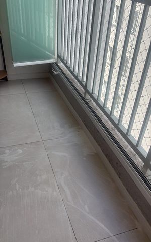Apartamento à venda com 40m², 2 quartos e 1 vaga Apartamento à venda com 40m², 2 quartos e 1 vagaVaranda
