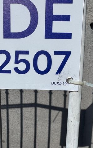 Apartamento à venda com 55m², 2 quartos e 1 vaga Apartamento à venda com 55m², 2 quartos e 1 vagaplaquinha instalada 12/08/2026 DUXZ-104