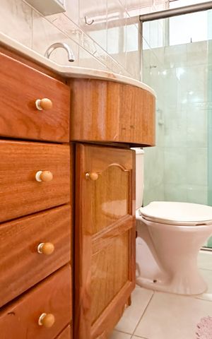 Apartamento à venda com 65m², 2 quartos e 1 vaga Apartamento à venda com 65m², 2 quartos e 1 vagaBanheiro Social