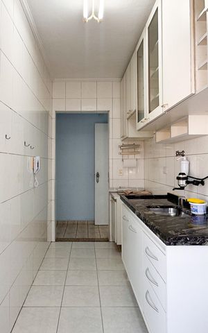 Apartamento à venda com 65m², 2 quartos e 1 vaga Apartamento à venda com 65m², 2 quartos e 1 vagaCozinha