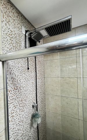 Apartamento à venda com 120m², 2 quartos e 2 vagas Apartamento à venda com 120m², 2 quartos e 2 vagasBanheiro da Suíte