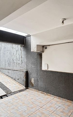 Apartamento à venda com 120m², 2 quartos e 2 vagas Apartamento à venda com 120m², 2 quartos e 2 vagasGaragem