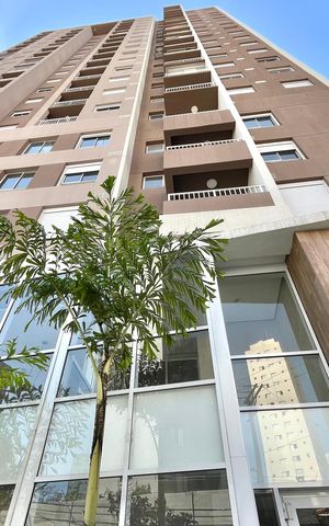 Studio para alugar com 32m², 1 quarto e sem vaga Studio para alugar com 32m², 1 quarto e sem vagaFachada
