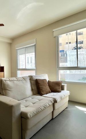 Studio para alugar com 32m², 1 quarto e sem vaga Studio para alugar com 32m², 1 quarto e sem vagaSala