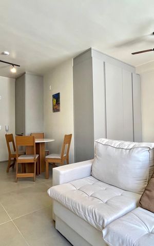 Studio para alugar com 32m², 1 quarto e sem vaga Studio para alugar com 32m², 1 quarto e sem vagaSala