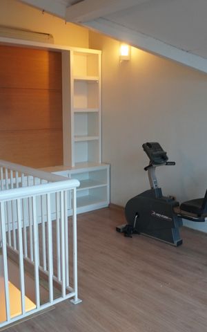 Casa de condomínio para alugar com 474m², 2 quartos e 4 vagasSótão