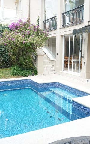Casa de condomínio para alugar com 474m², 2 quartos e 4 vagasPiscina