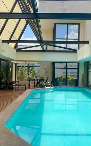 Studio à venda com 32m², 1 quarto e 1 vaga Studio à venda com 32m², 1 quarto e 1 vagaPiscina