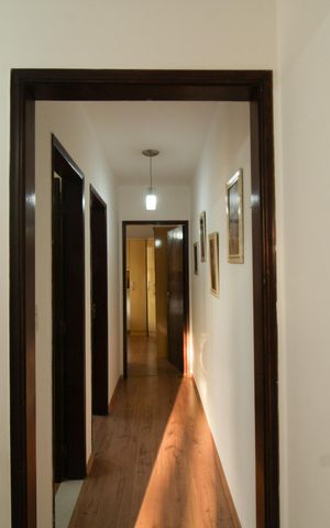 Casa à venda com 148m², 3 quartos e 2 vagas Casa à venda com 148m², 3 quartos e 2 vagasQuarto 2