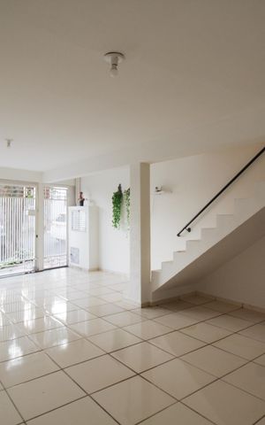 Casa à venda com 148m², 3 quartos e 2 vagas Casa à venda com 148m², 3 quartos e 2 vagasGaragem