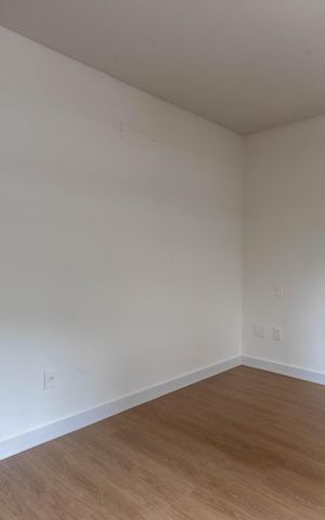 Apartamento à venda com 93m², 2 quartos e 2 vagas Apartamento à venda com 93m², 2 quartos e 2 vagasQuarto