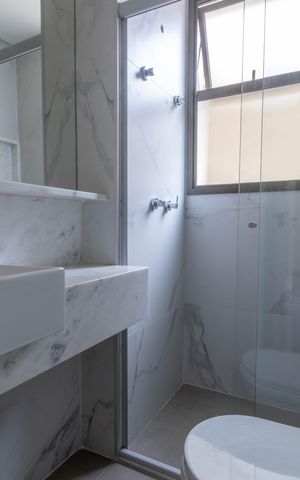 Apartamento à venda com 93m², 2 quartos e 2 vagas Apartamento à venda com 93m², 2 quartos e 2 vagasBanheiro