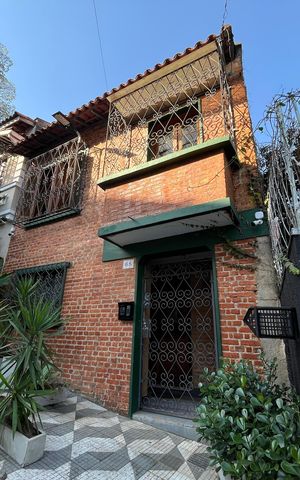 Casa para alugar com 52m², 1 quarto e sem vaga Casa para alugar com 52m², 1 quarto e sem vagaFachada