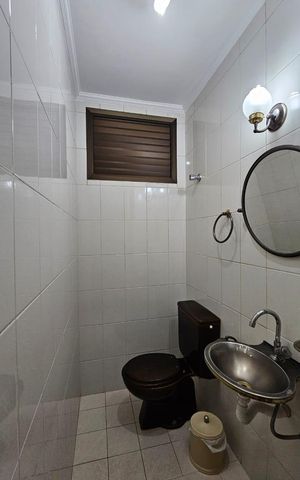Apartamento para alugar com 155m², 3 quartos e 2 vagas Apartamento para alugar com 155m², 3 quartos e 2 vagasBanheiro