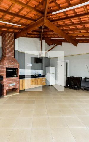 Apartamento para alugar com 45m², 2 quartos e 1 vaga Apartamento para alugar com 45m², 2 quartos e 1 vagaÁrea comum - Churrasqueira