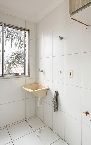 Apartamento para alugar com 45m², 2 quartos e 1 vaga Apartamento para alugar com 45m², 2 quartos e 1 vagaÁrea de Serviço