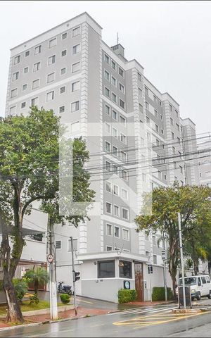Apartamento para alugar com 45m², 2 quartos e 1 vaga Apartamento para alugar com 45m², 2 quartos e 1 vagaFachada