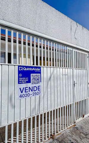 Casa à venda com 123m², 2 quartos e 1 vagaFachada com Plaquinha