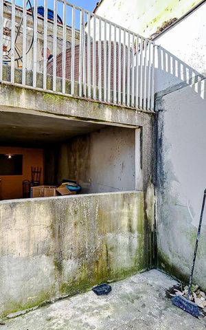 Casa à venda com 123m², 2 quartos e 1 vagaÁrea externa