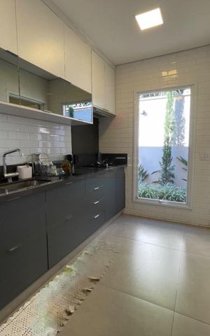 Casa de condomínio à venda com 124m², 3 quartos e 2 vagas