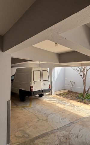 Apartamento à venda com 290m², 3 quartos e 2 vagas Apartamento à venda com 290m², 3 quartos e 2 vagasGaragem