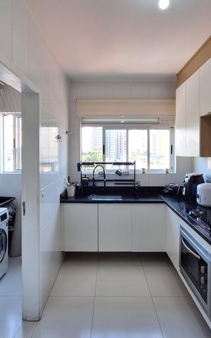 Apartamento à venda com 91m², 3 quartos e 2 vagas Apartamento à venda com 91m², 3 quartos e 2 vagasCozinha