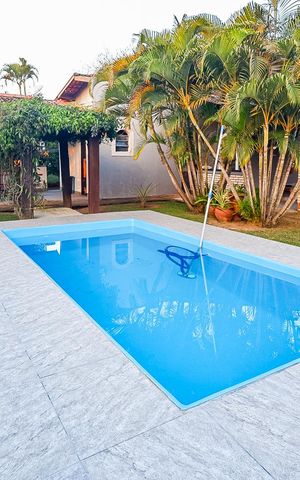 Casa à venda com 260m², 3 quartos e 4 vagas