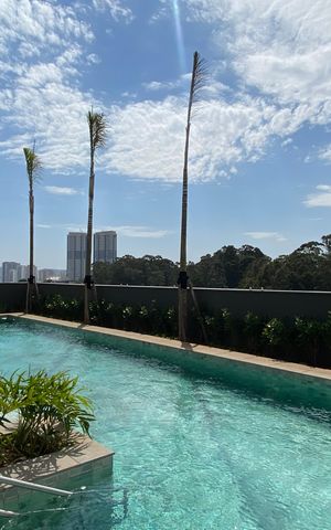 Apartamento à venda com 78m², 2 quartos e 2 vagas Apartamento à venda com 78m², 2 quartos e 2 vagasÁrea comum - Piscina