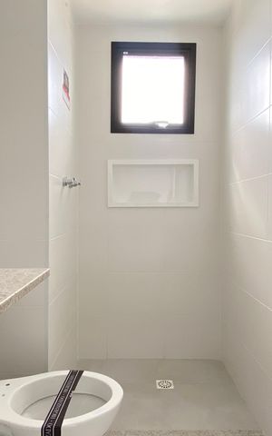 Apartamento à venda com 78m², 2 quartos e 2 vagas Apartamento à venda com 78m², 2 quartos e 2 vagasBanheiro da Suíte 1