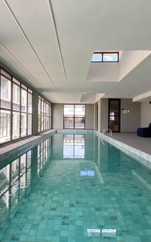 Apartamento à venda com 78m², 2 quartos e 2 vagas Apartamento à venda com 78m², 2 quartos e 2 vagasÁrea comum - Piscina