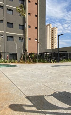 Apartamento à venda com 78m², 2 quartos e 2 vagas Apartamento à venda com 78m², 2 quartos e 2 vagasÁrea comum - Piscina