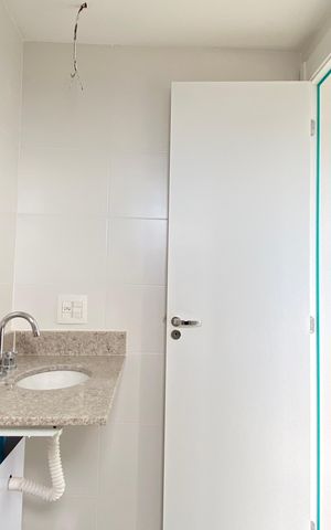 Apartamento à venda com 78m², 2 quartos e 2 vagas Apartamento à venda com 78m², 2 quartos e 2 vagasBanheiro da Suíte 2