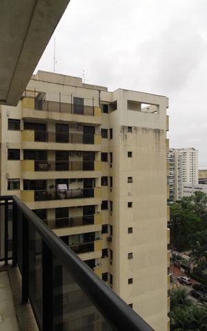 Apartamento à venda com 86m², 3 quartos e 2 vagasQuarto 3 - Varanda 